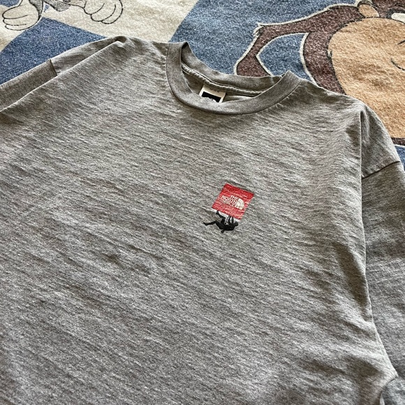 Vintage north face long sleeve tee - Picture 3 of 4